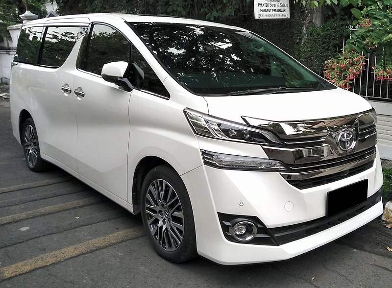 Spesifikasi Toyota Vellfire, MPV Bongsor nan Premium